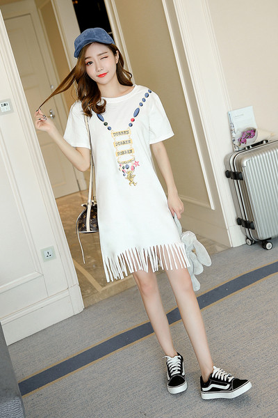 Rochie moderna pentru gravide cu aplicatie si franjuri in alb si negru