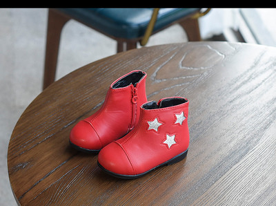 Alkalmi gyerekcsizma két színben applikációval