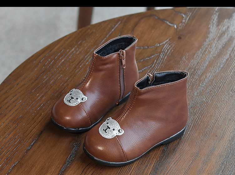 Öko bőrből készült alkalmi gyerekcsizma két színben