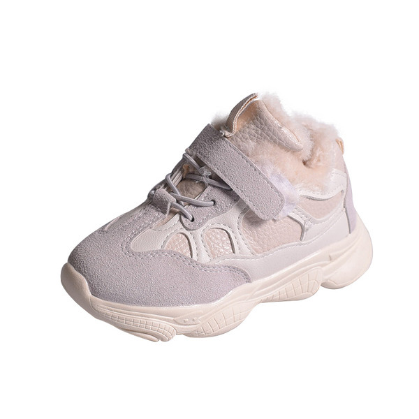 Modern gyerekcipő lányoknak három színben