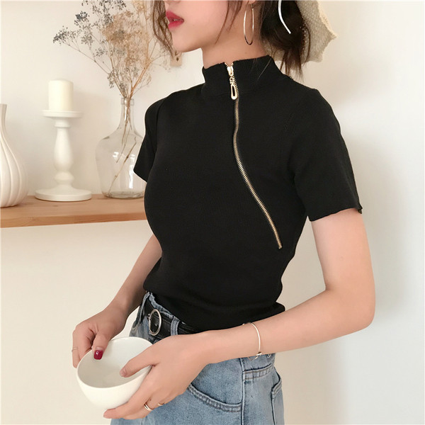 Μοντέρνα γυναικεία μπλούζα με φερμουάρ σε τρία χρώματα