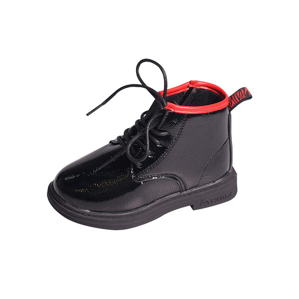 Öko bőrből készült modern gyerekcsizma lányoknak fekete és piros színben