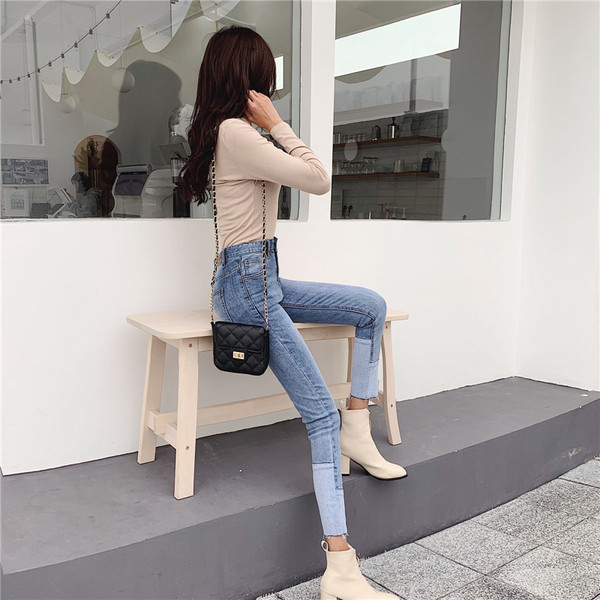 Γναικεία τζιν μοντέλο Slim με ψηλή μέση