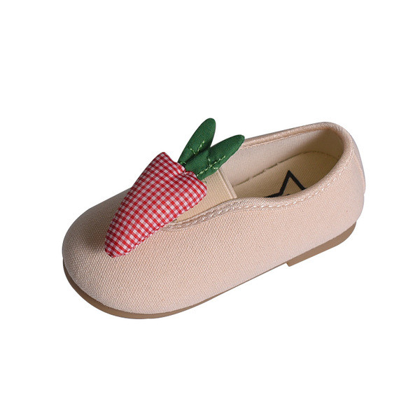 Alkalmi gyerekcipő 3D elemekkel három színben