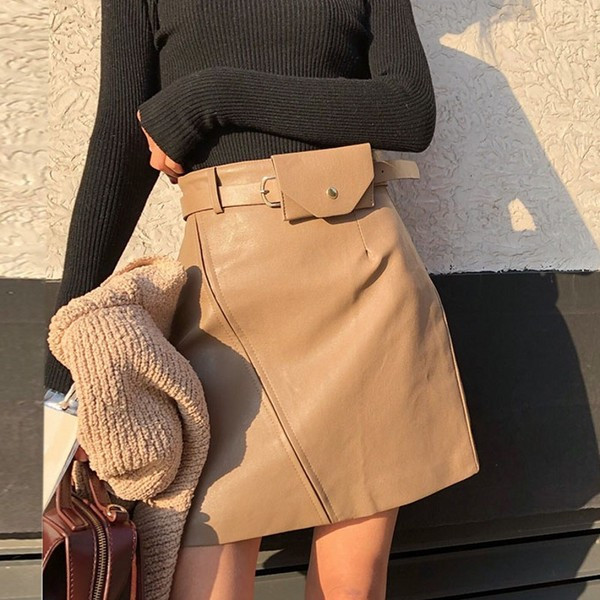 Fusta de dama actuala din piele ecologica in negru si maro