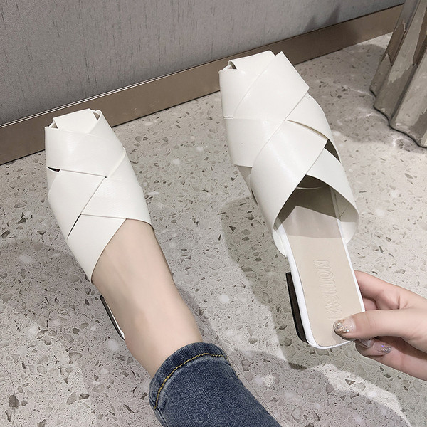 Актуални дамски чехли от еко кожа в няколко цвята