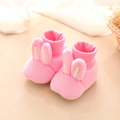 Бебешки обувки е розов и кремав цвят