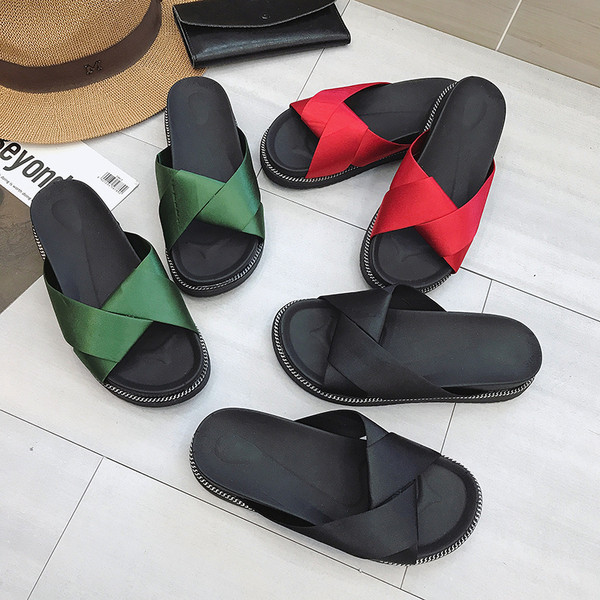 Ежедневни дамски чехли от еко кожа в три цвята