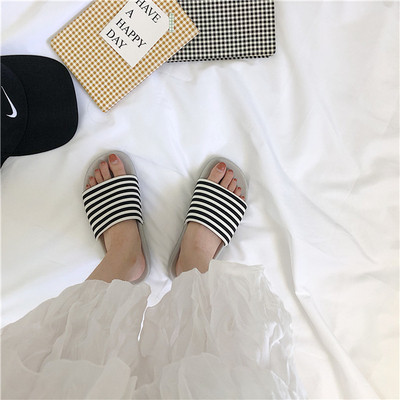 Ежедневни дамски раирани чехли в два модела