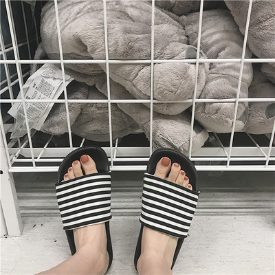 Ежедневни дамски раирани чехли в два модела