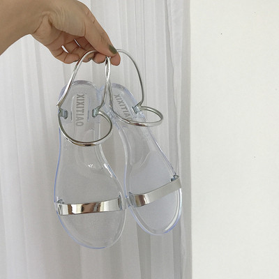 Papuci de dama delicati cu finisaj lucios in trei culori