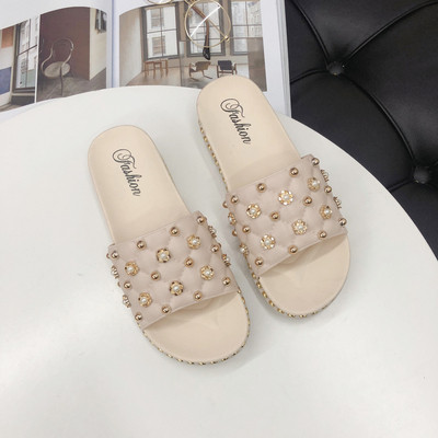 Дамски модерни чехли с декорация в няколко цвята