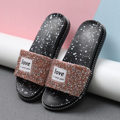 Лъскави дамски чехли с надпис в три цвята