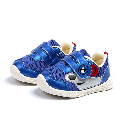 Бебешки обувки в няколко цвята за момчета