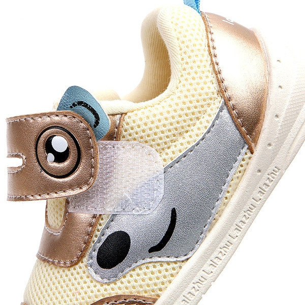 Бебешки обувки в няколко цвята за момчета