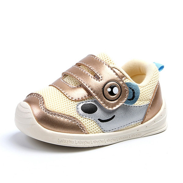 Бебешки обувки в няколко цвята за момчета