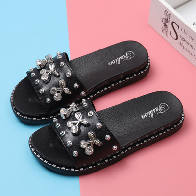 Модерни дамски чехли в три цвята с камъни