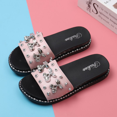 Μοντέρνες γυναικείες παντόφλες σε τρία χρώματα με πέτρες