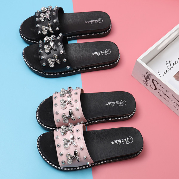 Модерни дамски чехли в три цвята с камъни