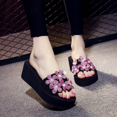 Модерни дамски чехли с 3D флорална декорация - два модела