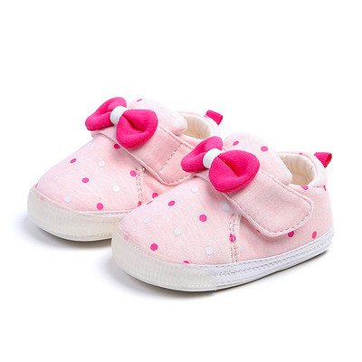 Бебешки обувки за момичета с панделка в няколко цвята