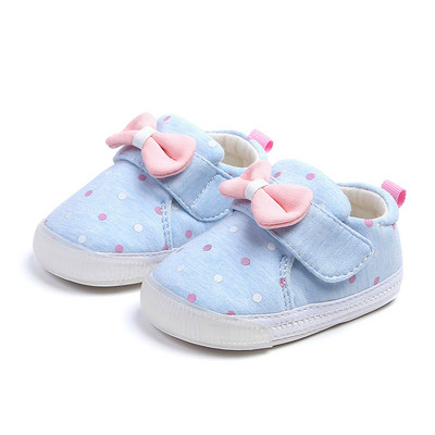 Бебешки обувки за момичета с панделка в няколко цвята