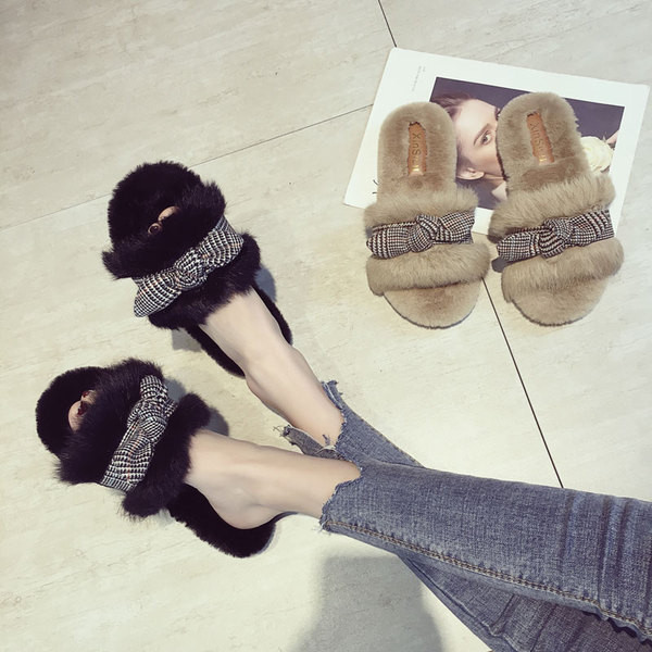 Пухени дамски чехли с карирана панделка в два цвята