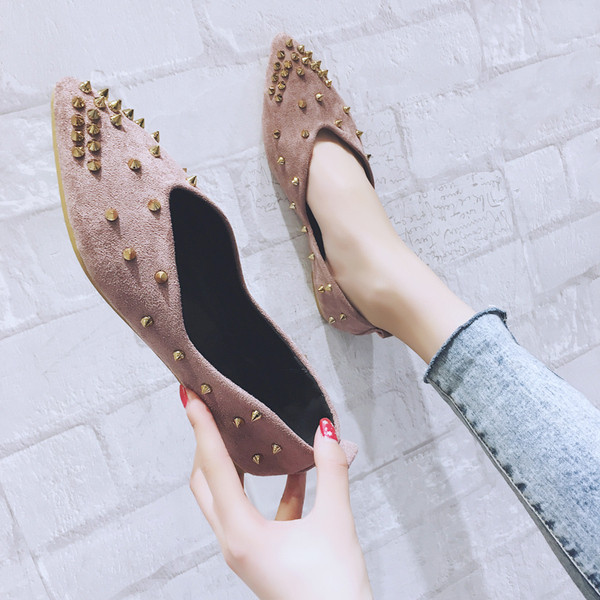 Актуални дамски мокасини с метални капси в два цвята