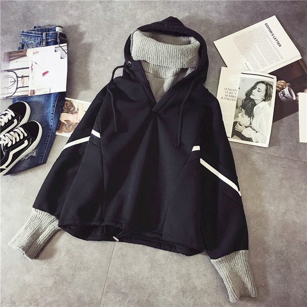 Дамски небрежен суичър в три цвята с бели кантове