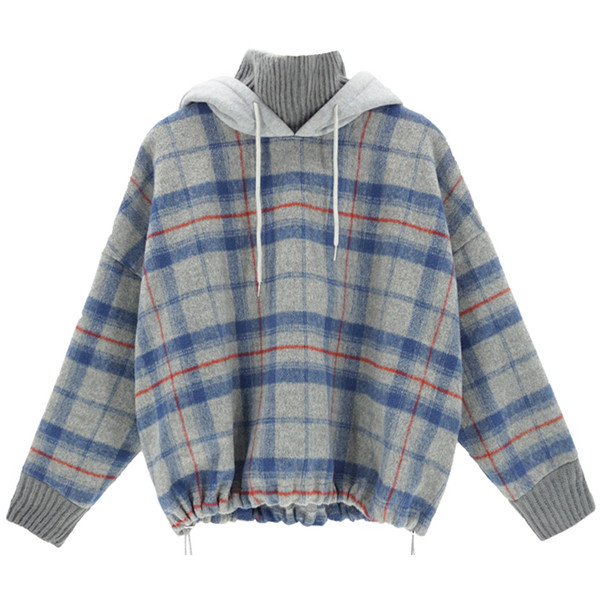 Модерен дамски кариран суичър с качулка в два цвята