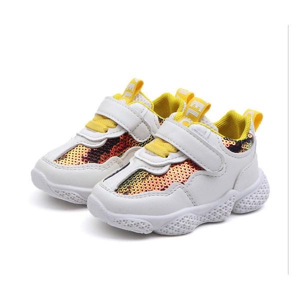 Нови пролетни бебешки обувки за момичета в два цвята