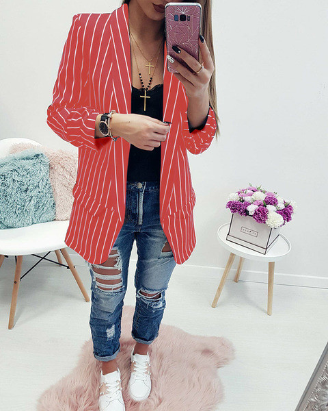 НОВО Актуално  дамско раирано сако в няколко цвята 