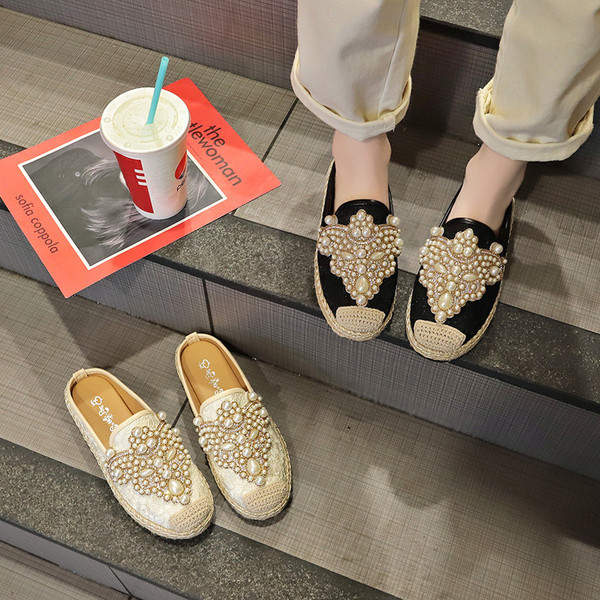 Модерни дамски чехли с камъни и дантела в два цвята