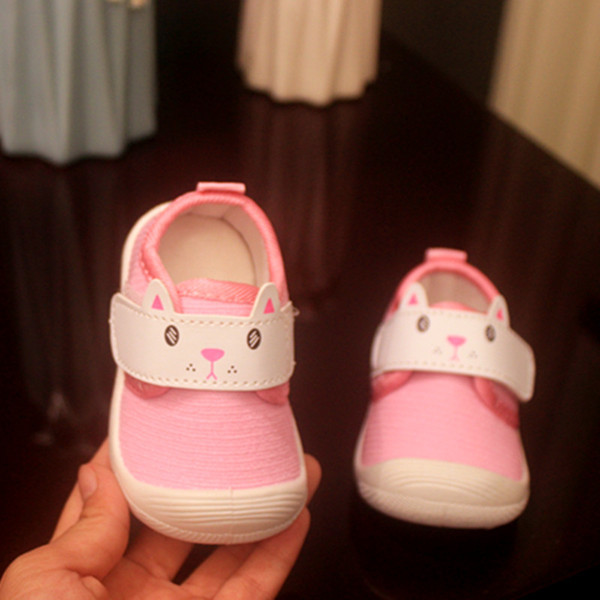 Нови пролетни бебешки обувки в розов,син и червен цвят