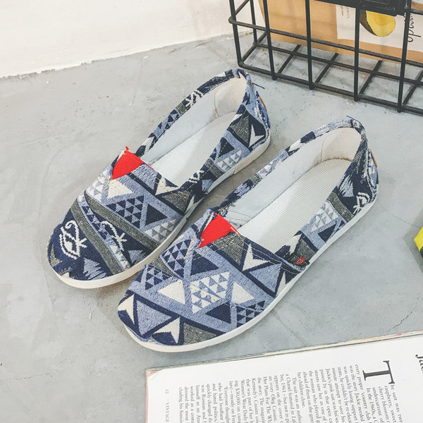 Ежедневни дамски пролетни мокасини в няколко цвята