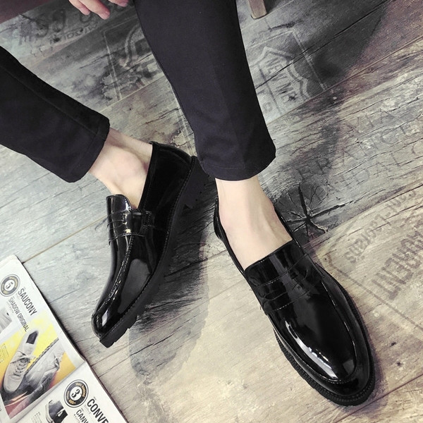 Мъжки официални обувки с връзки от еко кожа-лак в черен цвят