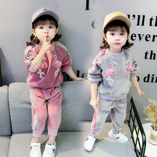 Стилен детски комплект от кадифе в сив и розов цвят