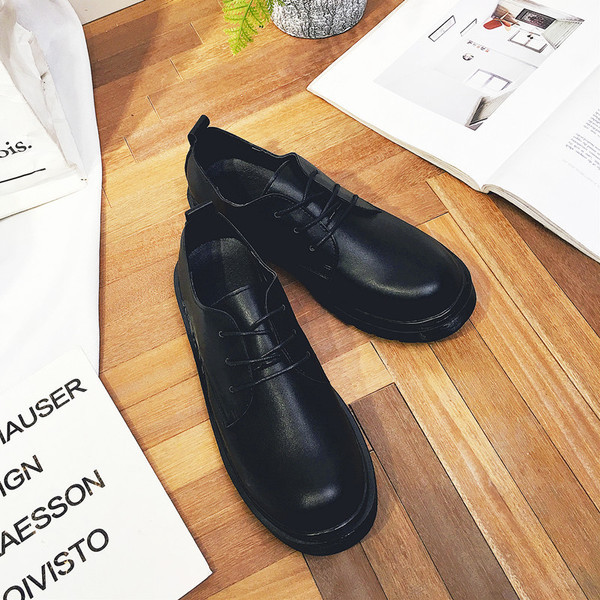 Мъжки официални обувки в черен цвят от еко кожа с връзки