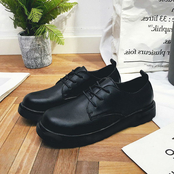 Мъжки официални обувки в черен цвят от еко кожа с връзки