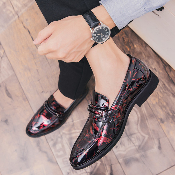 Мъжки официални обувки от еко кожа-лак в три цвята без връзки