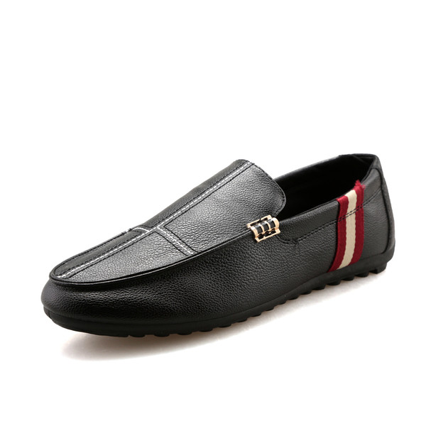 Модерни мъжки мокасини със страничен кант и метални елементи