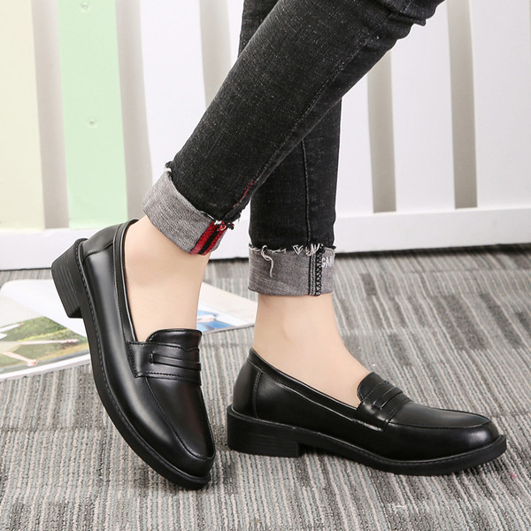 Стилни дамски мокасини от еко кожа в черен и кафяв цвят