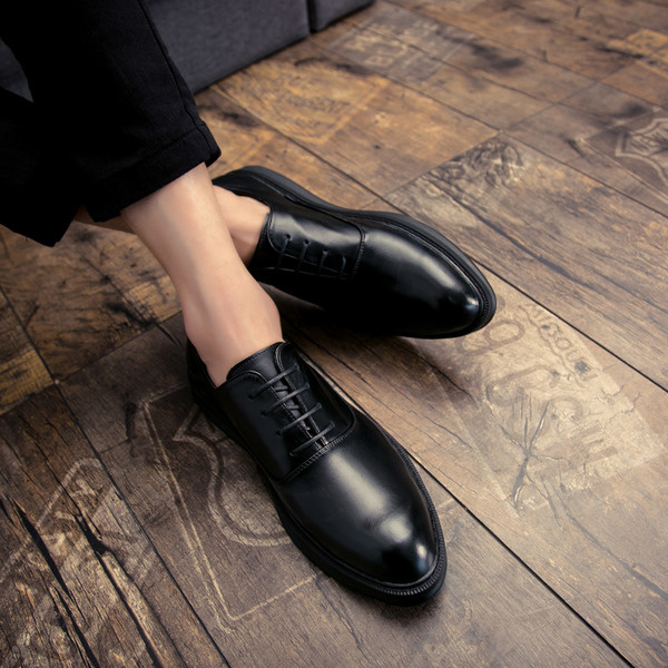 Мъжки официални обувки с равна подметка в два цвята