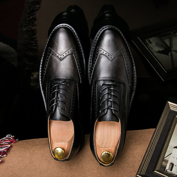 Модерни мъжки обувки с връзки в три цвята от еко кожа