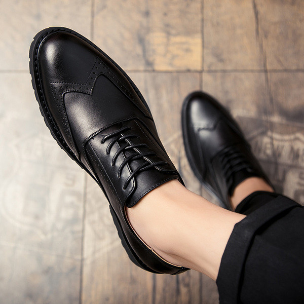 Модерни мъжки обувки с връзки в три цвята от еко кожа