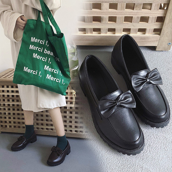 Дамски мокасини от еко кожа с панделка в черен и кафяв цвят