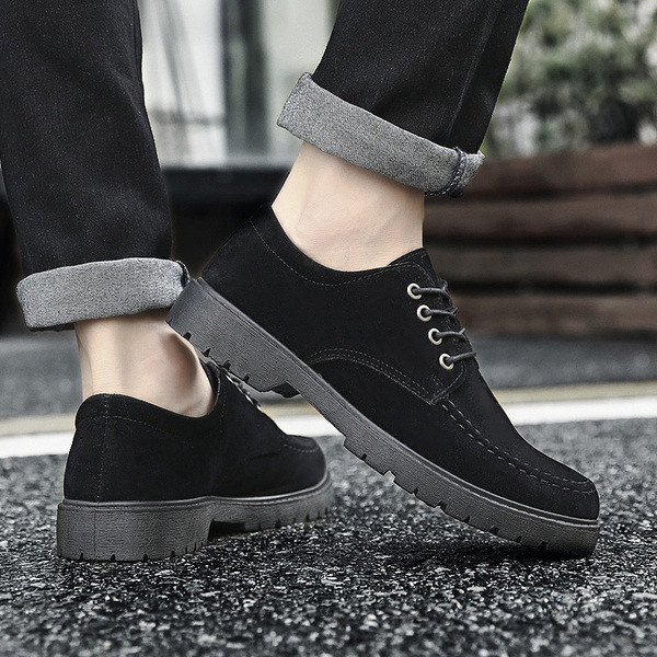 Нови модерни мъжки обувки с връзки в черен цвят