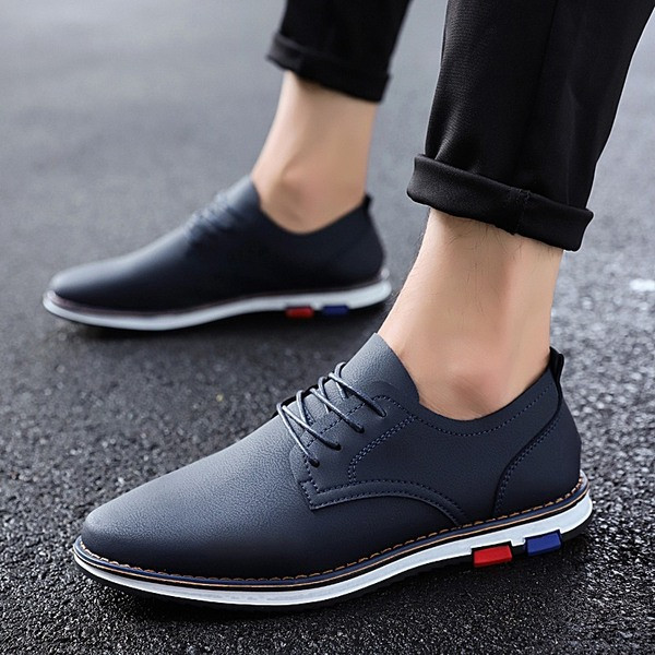 Мъжки модерни обувки с връзки в черен и син цвят