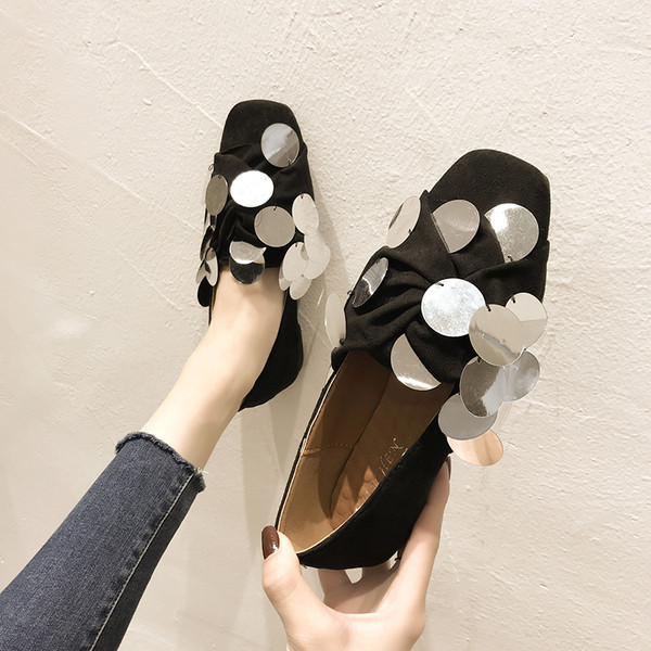 Модерни дамски мокасини с равна подметка в черен и кафяв цвят