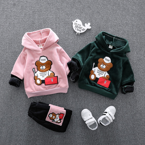 Детски комплект от две части подходящ за момичета и момчета